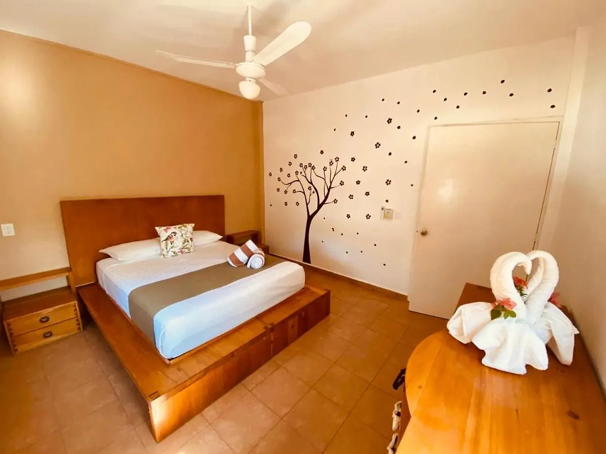 Kin Mansion Beach Hotel Puerto Morelos México